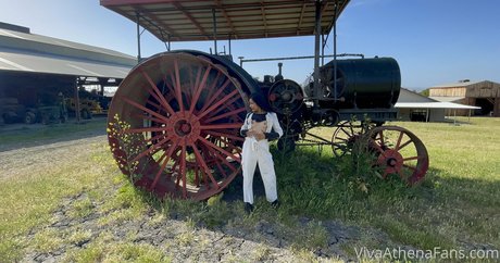 vivaathena heiße nackte galerie