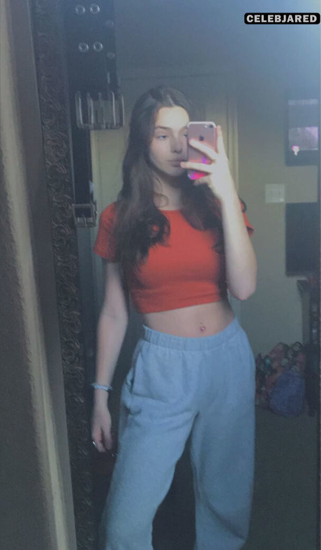 Savannah Colver model xxx galerie