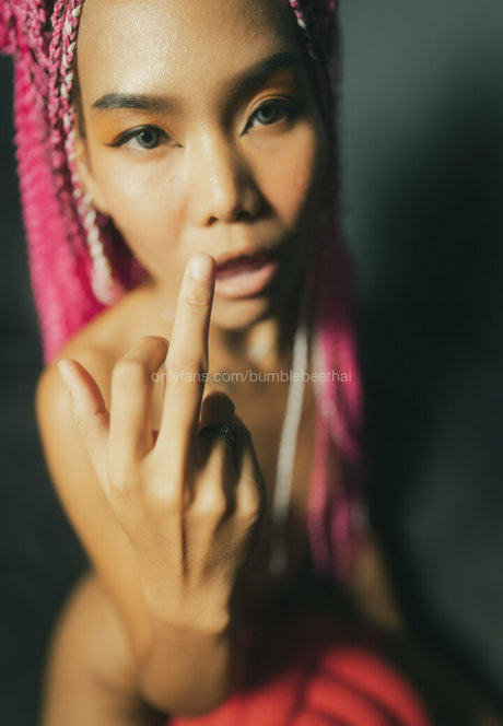 bumblebeethai model porno foto
