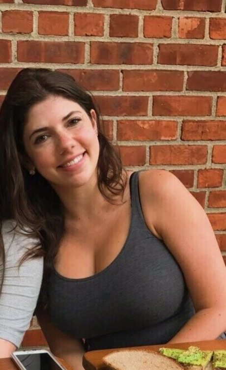 Emily Helen Barry exklusive perfekte foto