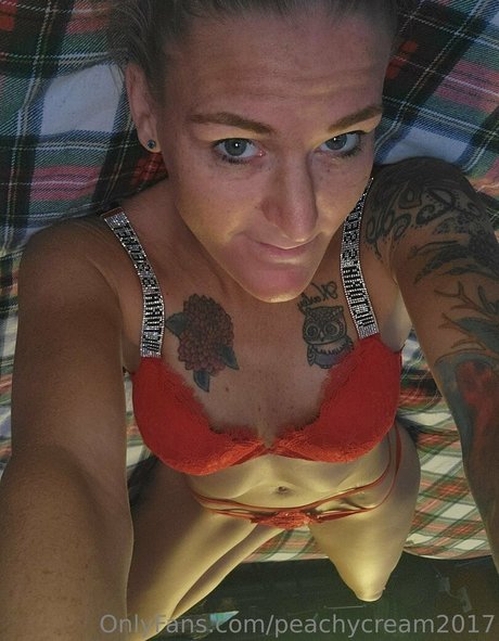 peachycream2017 heiße porno bild