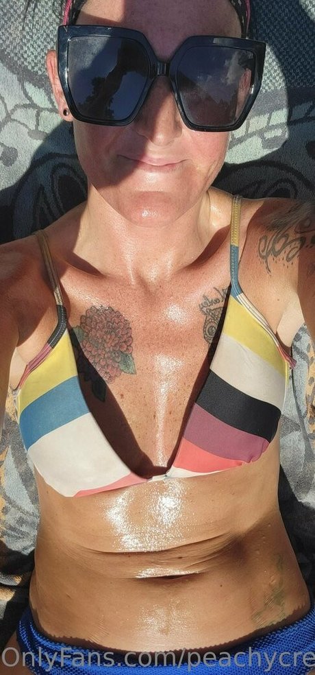 peachycream2017 schauspielerin pornographische bild