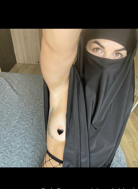 sportliche blonde onlyfans freie erwachsene bild