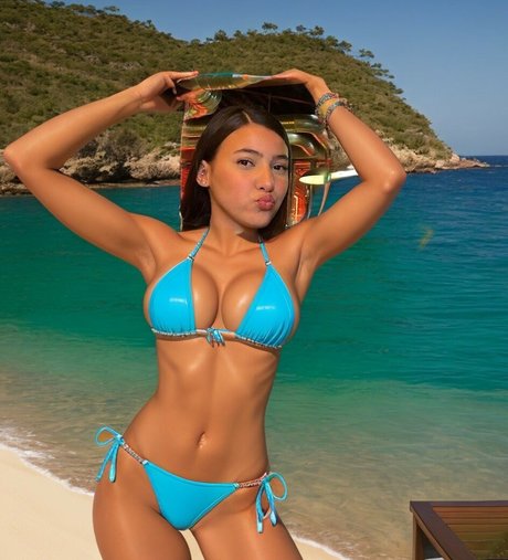 Nourhene Hocini schauspielerin porno fotos