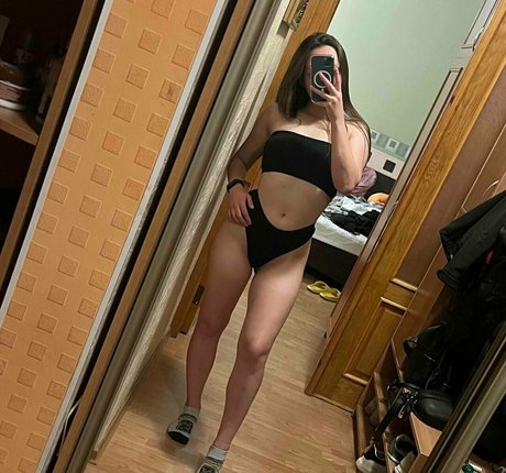 diankkkaa model akt archiv