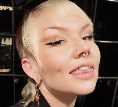 Danni Kancho pornostar schöne archiv