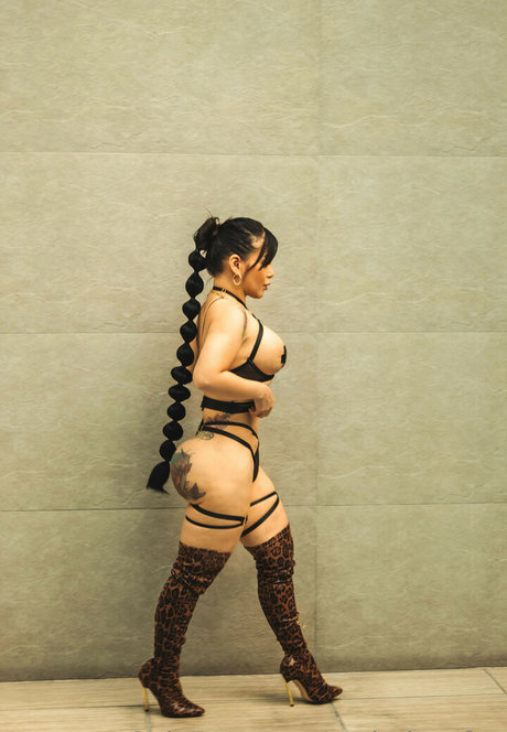 Andreina Fonseca schöne nackte foto