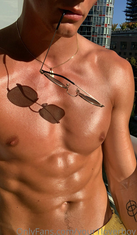 your1loverboy kunst akt bild