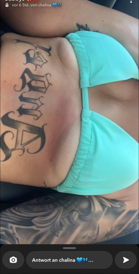 Chalina l erotische hübsche archiv