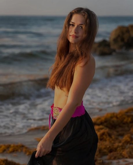 Chalina l nacktheit freie bilder