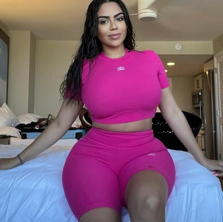 Jessenia Rebecca kunst pornostar bild