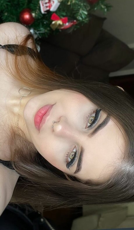 Ingrid Germanno model nacktheit galerien