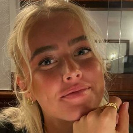 Its Emma 18 kostenlose nackt galerie