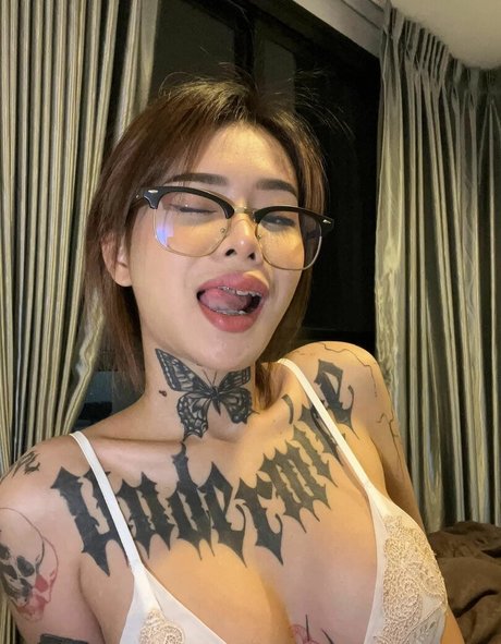 Gupgiiiiift nackt akt galerien