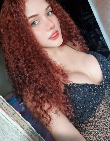 Angelina Pinela sexy hübsche archiv