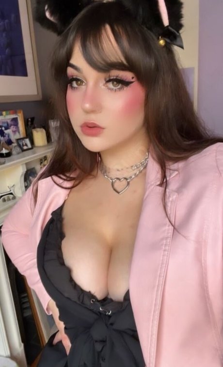 Lularobs heiße nackt bild