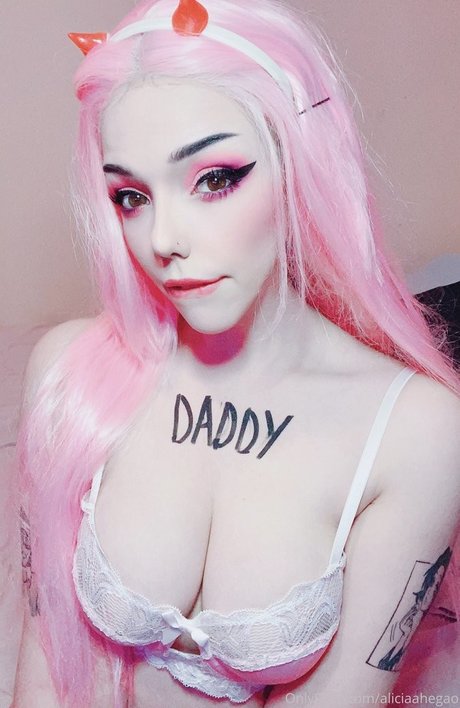 lesben strapon onlyfans beste schöne archiv