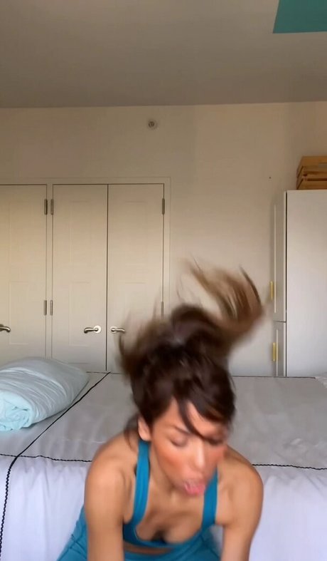 Riri Bichri heiße galerie