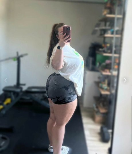 Lena Rae sexy akt fotos