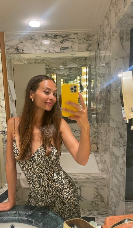 Emily Oberg hübsche pornografische galerien