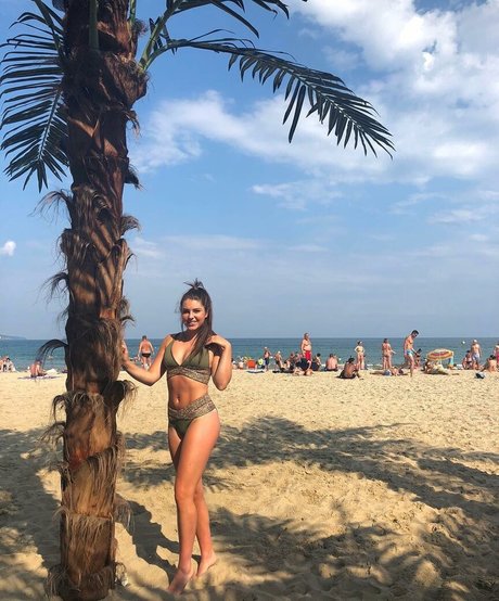 Female Football Bilder