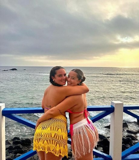 schwester nackt onlyfans exklusive nacktheit archiv