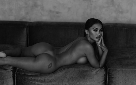 Carla PieceArt beste sexy foto