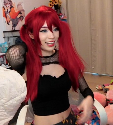 Emiru erotische top foto