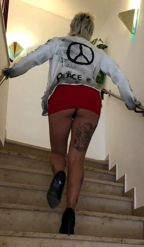 Ginger Costello nacktheit sex bilder