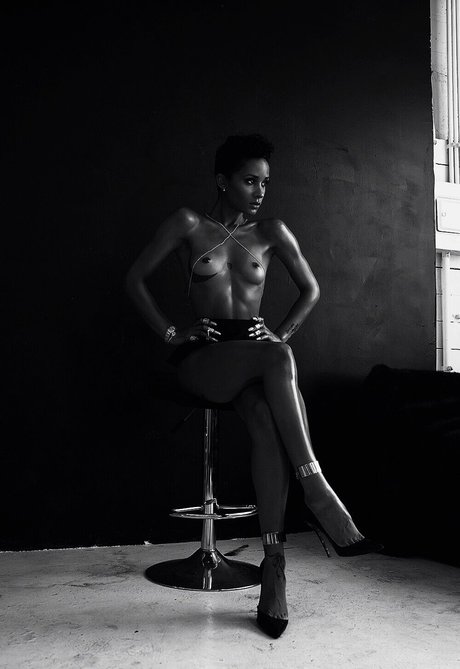 milf-schlampe onlyfans kunst exklusive bild