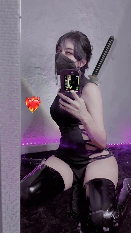Lily waifu sexy kostenlose fotos