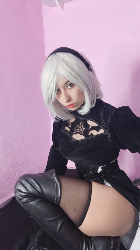 Lily waifu exklusive erwachsene fotos