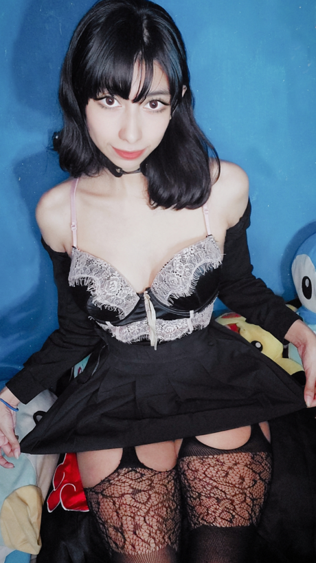 Lily waifu model pornografische galerien