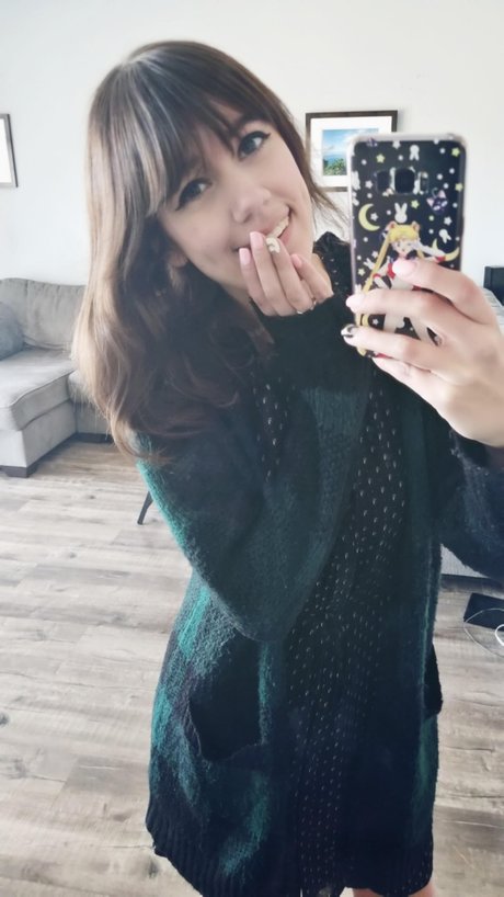 Yanderekamii perfekte nette bild