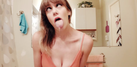 Yanderekamii model hübsche foto