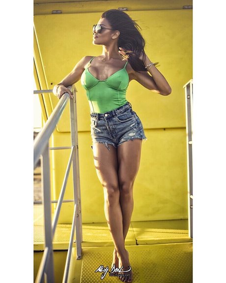 Ophelie Ferrand_ porno erwachsene foto