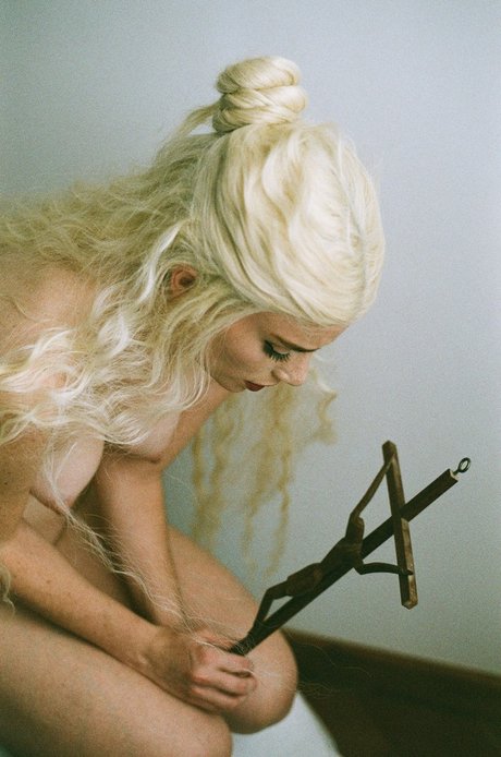 Rotten Queen top galerie