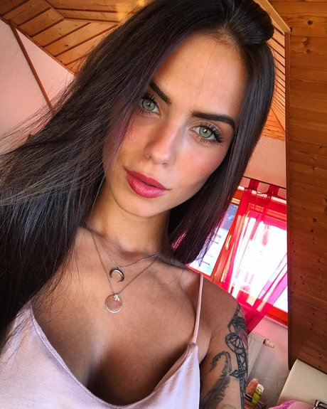 Marlen Valderrama Alvarez schauspielerin hübsche foto