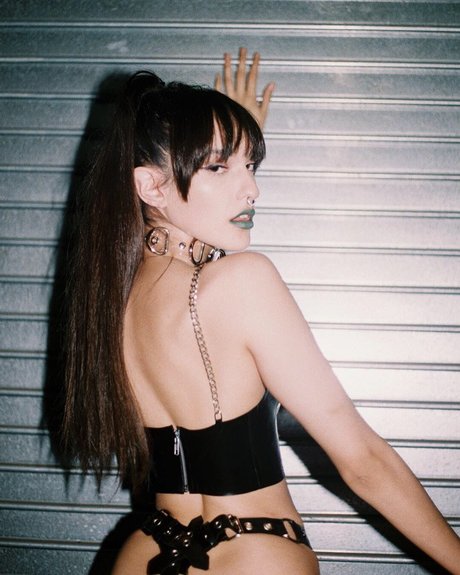 _Sad Samo freie schöne foto