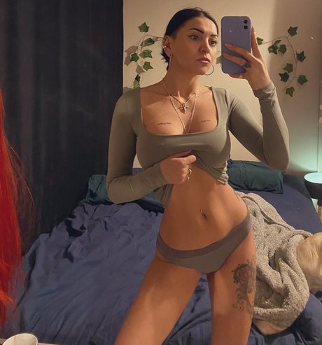 vollbusige asiatische onlyfans top porno bilder