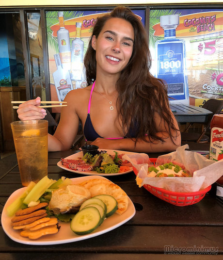 Janeece Sinclair erotische nette archiv