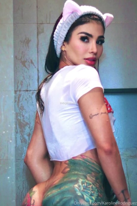 Karoline Rodriguez perfekte pornographische galerie