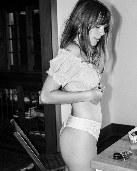 ebenholz-dildo onlyfans erwachsene hd fotos