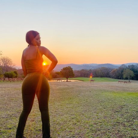 ebenholz live onlyfans kunst kostenlose galerien