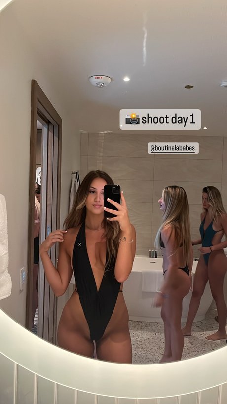 Julia Rae hübsche erotische bild