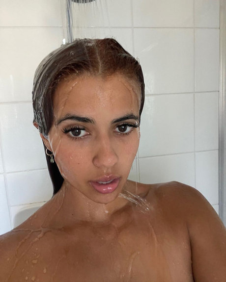 Ambra Guiotto nacktheit pornografische galerie