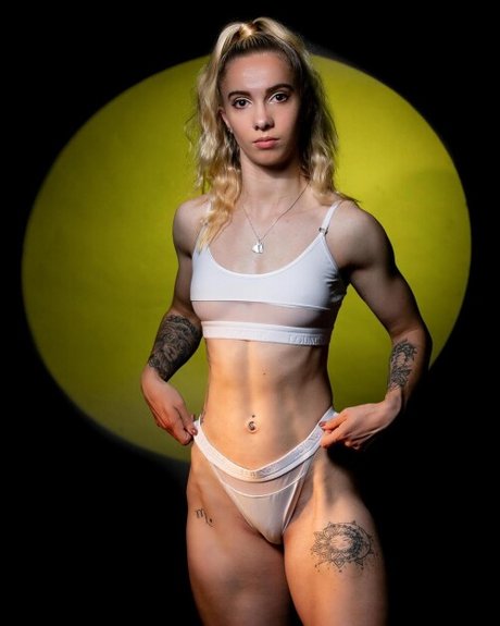 Caitlin Wade hd nackten galerie