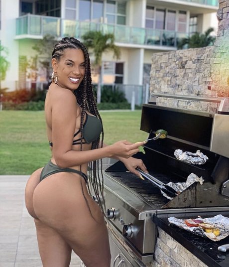 Amirah Dyme sexy nette galerien