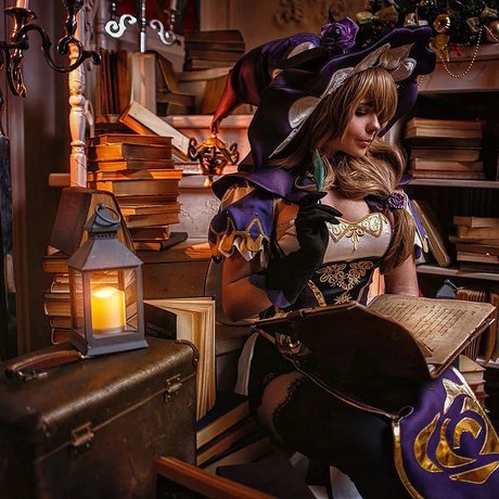 Mariia Karpenko model kunst fotos