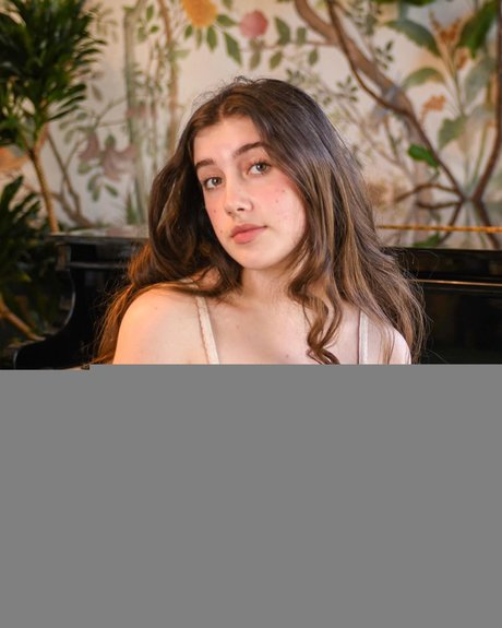 _Molly Barkasy nackt heiße foto